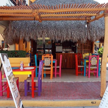 Bungalows El Delfin Rincon de Guayabitos Exterior photo