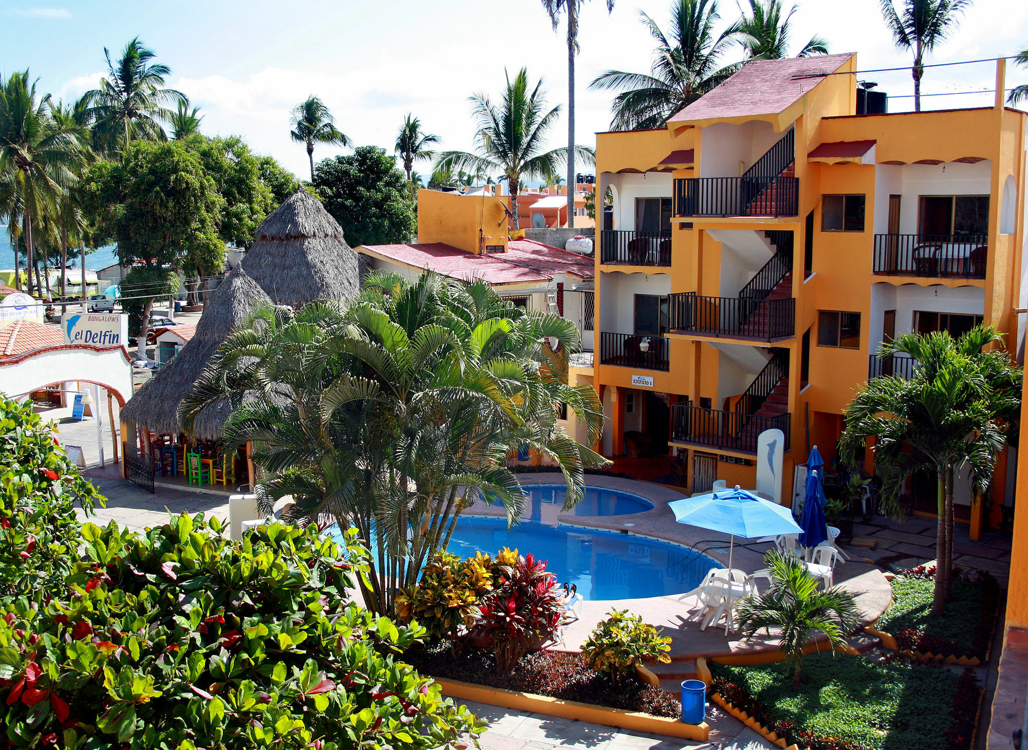 Bungalows El Delfin Rincon de Guayabitos Exterior photo